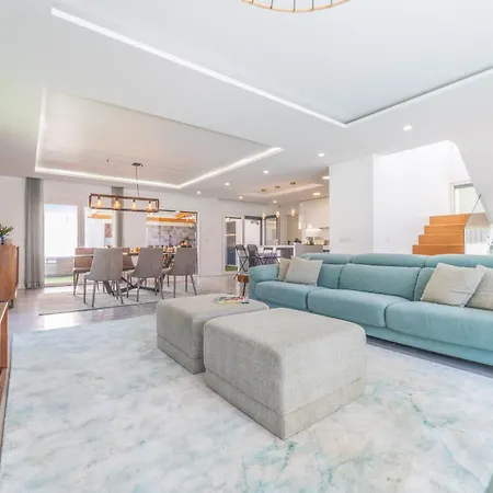 Alva Villa Aroeira (Setubal)